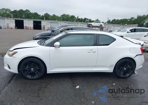 2011 Scion Tc from USA, damaged, VIN JTKJF5C70B3014192